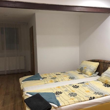 Pensiunea Petra Dumi Aninoasa Buitenkant foto