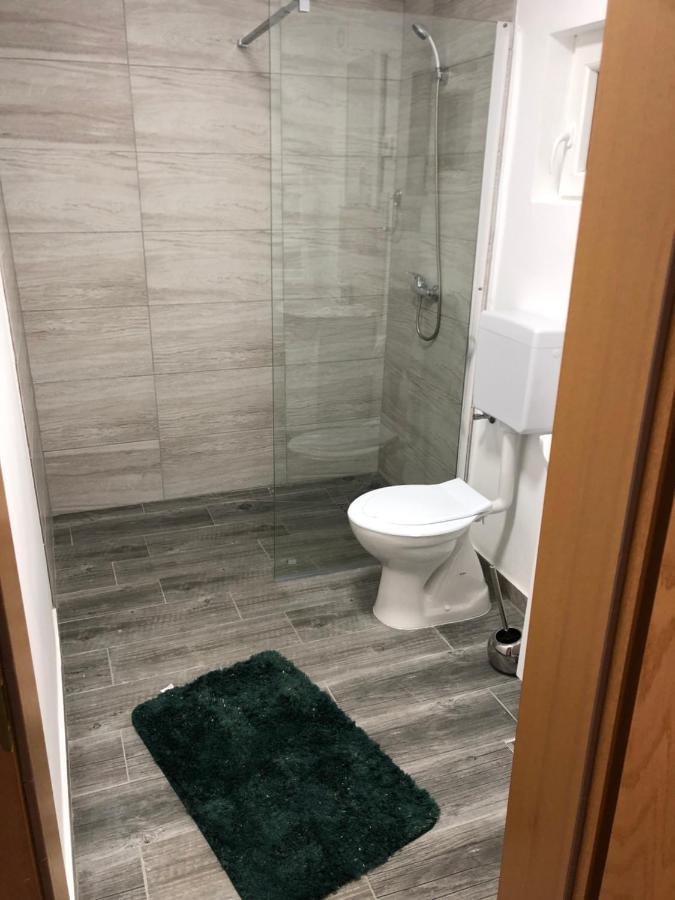 Pensiunea Petra Dumi Aninoasa Buitenkant foto